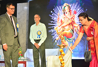 Visit by Shri Rajiv Kumar